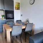 славяна Lägenhet